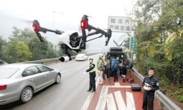 無人機“交警”助力交通管理，讓道路更順暢